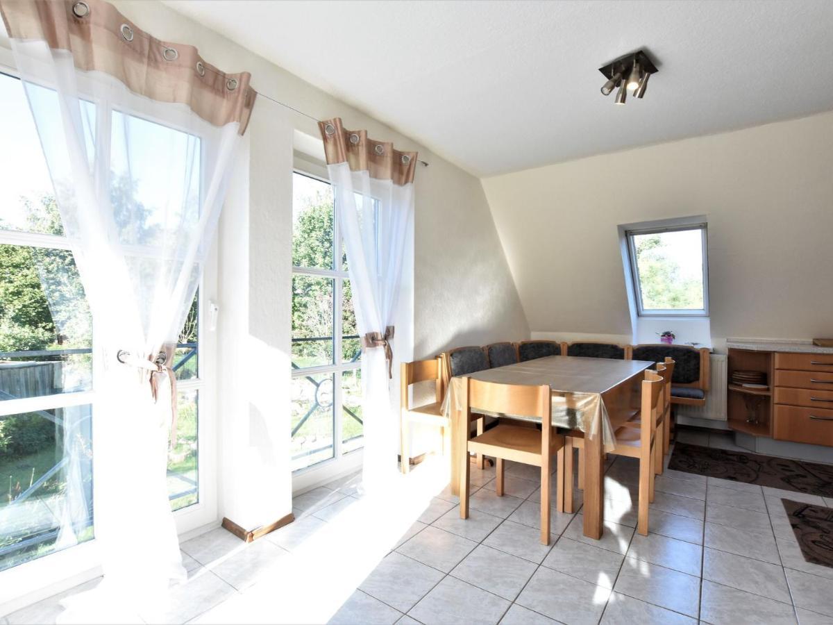 4 Room Holiday Apartment With Garden Kossau Room photo