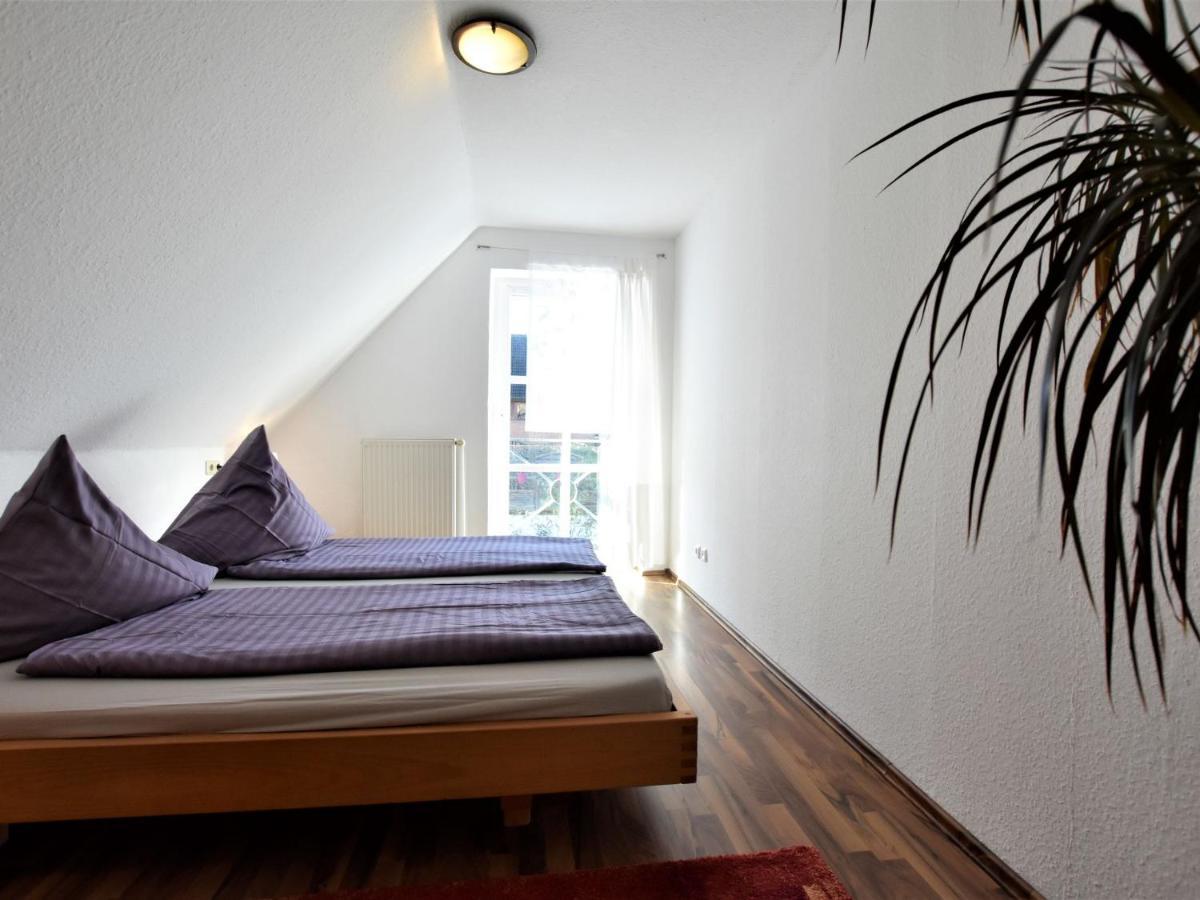 4 Room Holiday Apartment With Garden Kossau Room photo